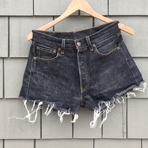 Levi’s 501xx cutoff short